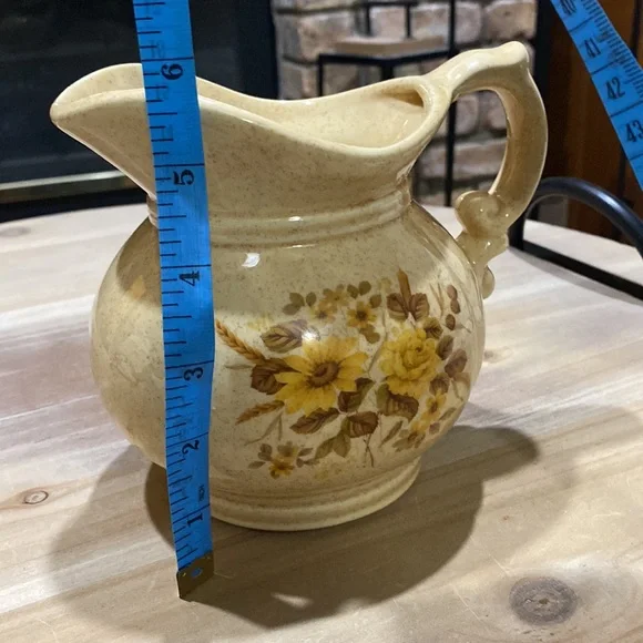 Vintage Old Heritage Yellow/Gold McCOY Pitcher - Picture 6 of 6